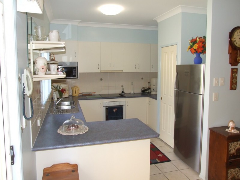 6 Parkland Drive, Crows Nest QLD 4355