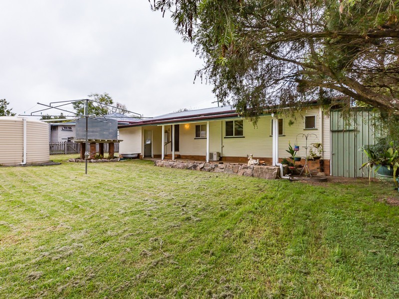 54 Charles Street, Crows Nest QLD 4355