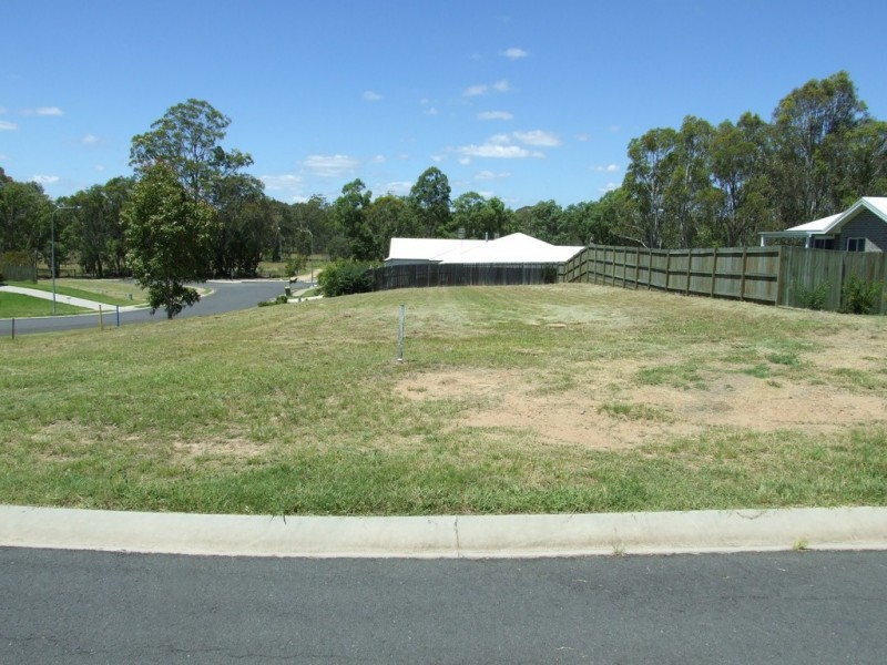 5 Lewis Street, Crows Nest QLD 4355