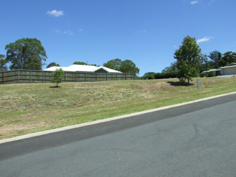 5 Lewis Street, Crows Nest QLD 4355