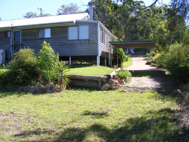 7 Railway Terrace, Crows Nest QLD 4355