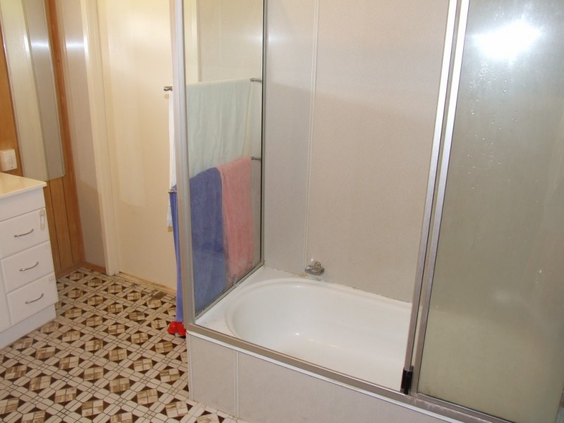 28 Albert street, Crows Nest QLD 4355