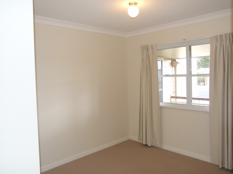 26 Samuel Avenue, Crows Nest QLD 4355