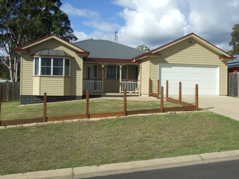 26 Samuel Avenue, Crows Nest QLD 4355