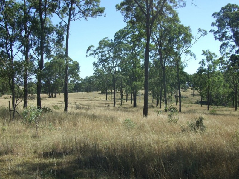 6009 New England Highway, Crows Nest QLD 4355