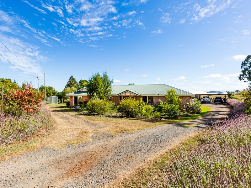 18 Bowtell Drive, Highfields QLD 4352