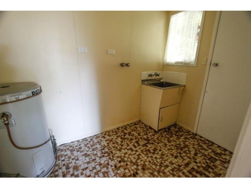 32 Railway Terrace, Crows Nest QLD 4355