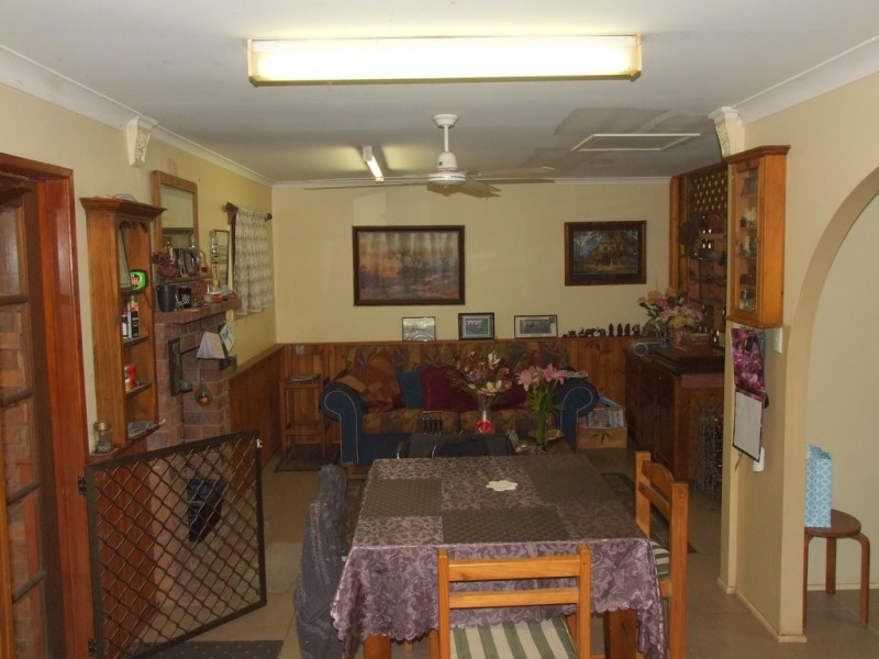 45 Brennan Road, Hampton QLD 4352