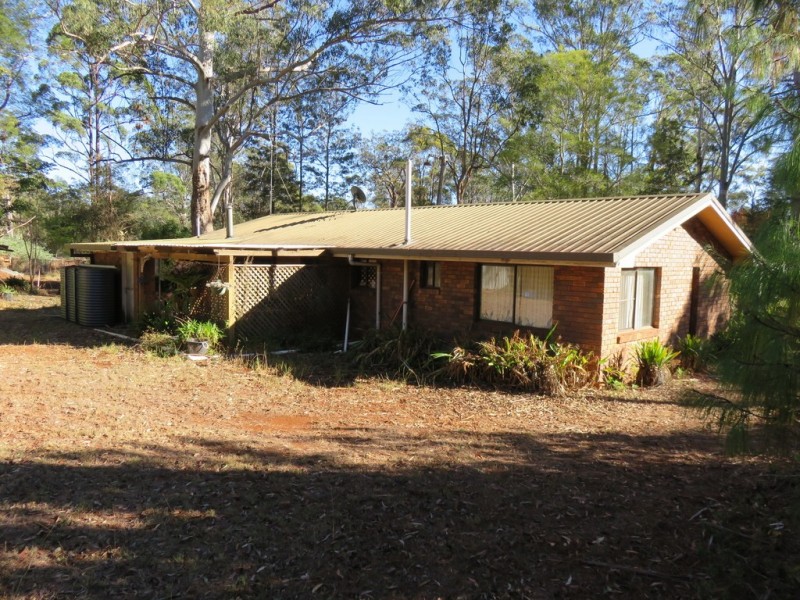 45 Brennan Road, Hampton QLD 4352