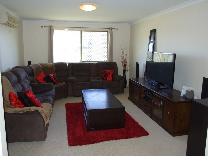 17 Vicky Avenue, Crows Nest QLD 4355