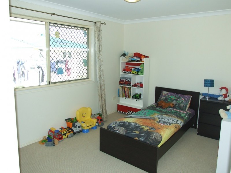 17 Vicky Avenue, Crows Nest QLD 4355