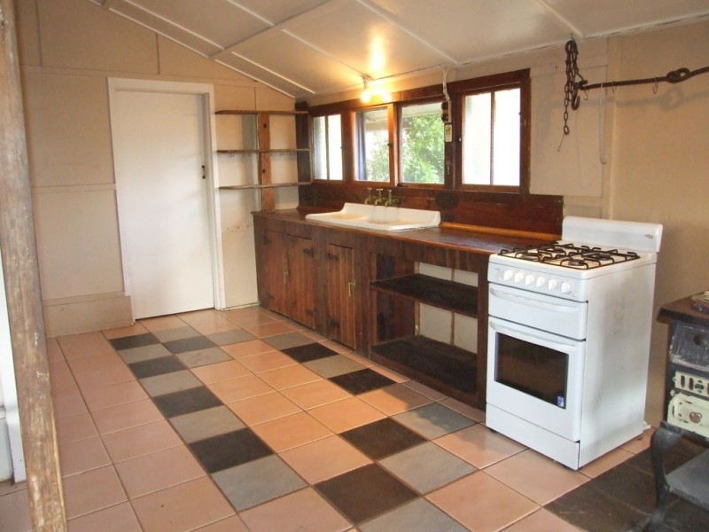 2279 Pierce Creek Road, Crows Nest QLD 4355