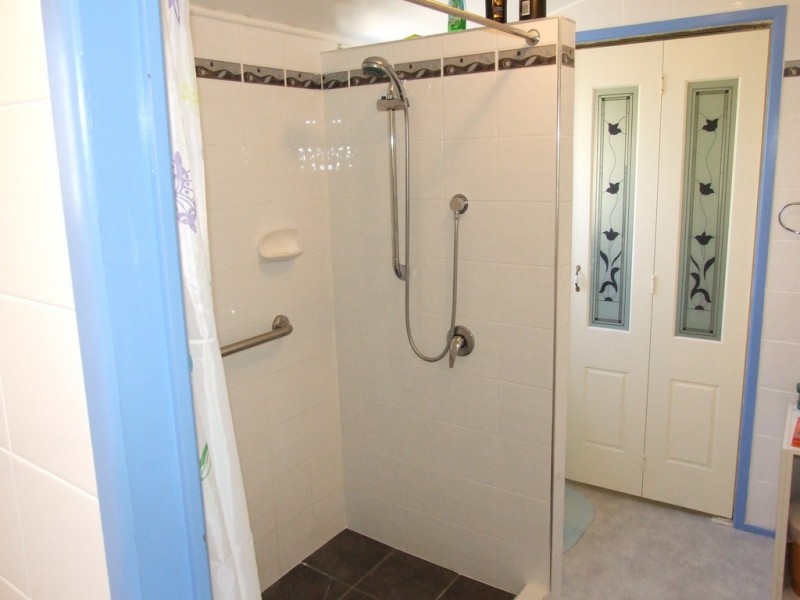 18 John Street, Crows Nest QLD 4355