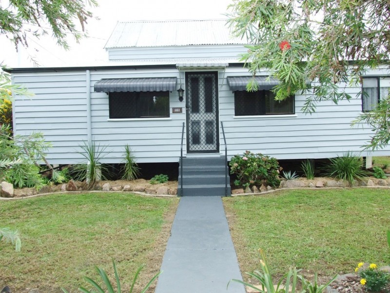 18 John Street, Crows Nest QLD 4355