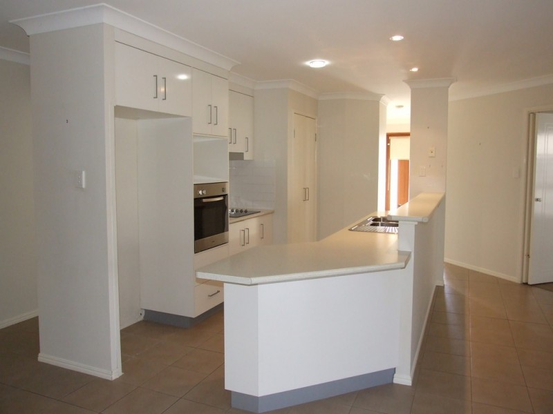 3 Lewis Street, Crows Nest QLD 4355