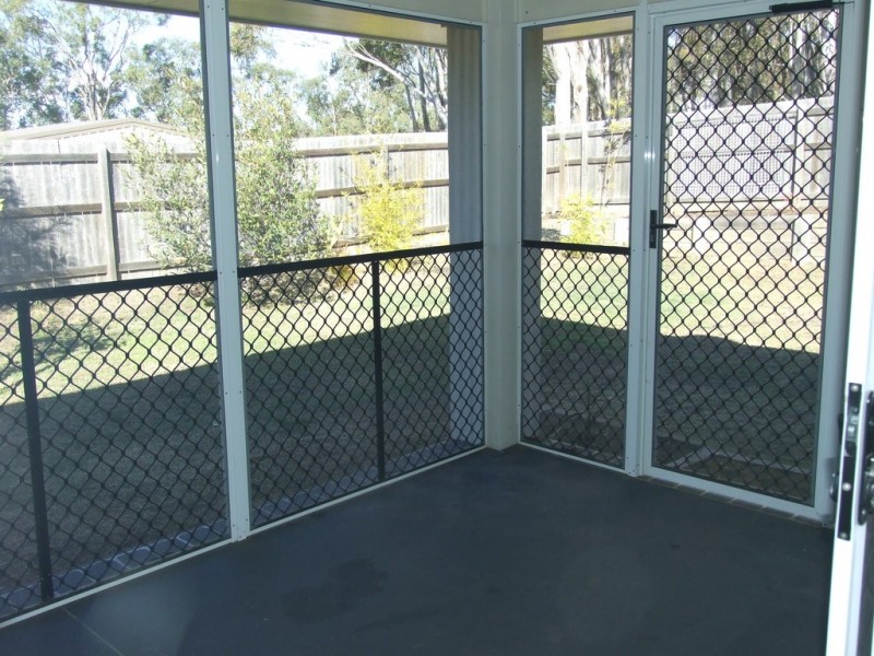3 Lewis Street, Crows Nest QLD 4355
