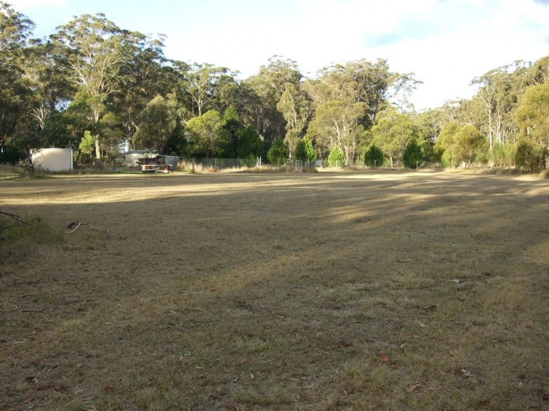 6 Munro Road, Hampton QLD 4352