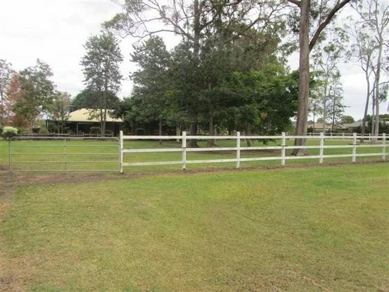 120 Buchanan Rd, Morayfield QLD 4506