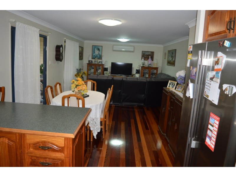 42 Carseldine Street, Kilcoy QLD 4515