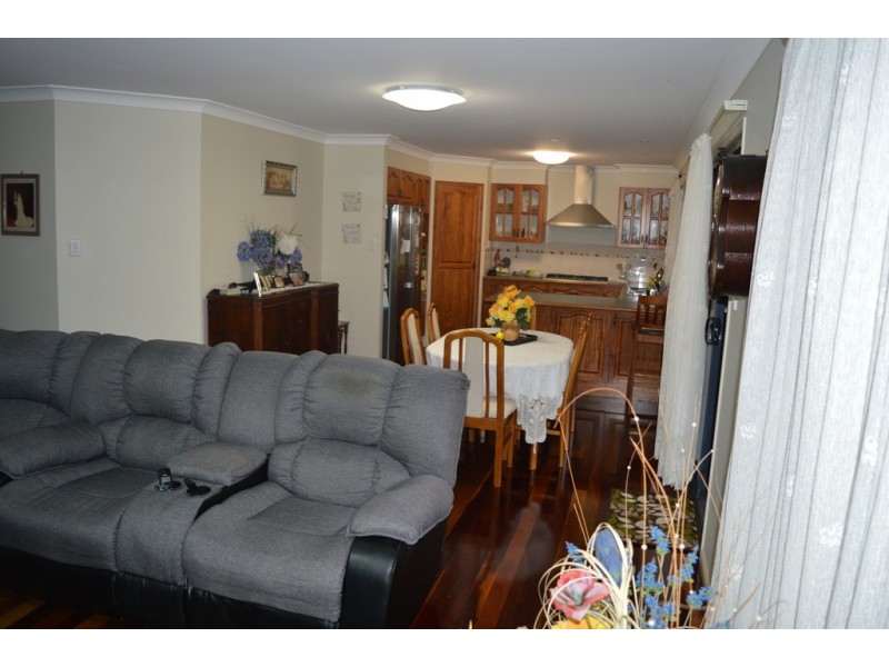 42 Carseldine Street, Kilcoy QLD 4515