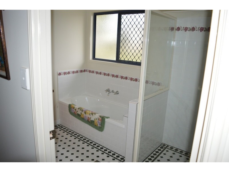 42 Carseldine Street, Kilcoy QLD 4515