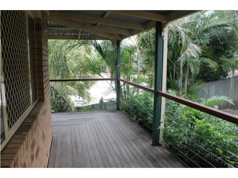 3 Carroll Court, Arana Hills QLD 4054