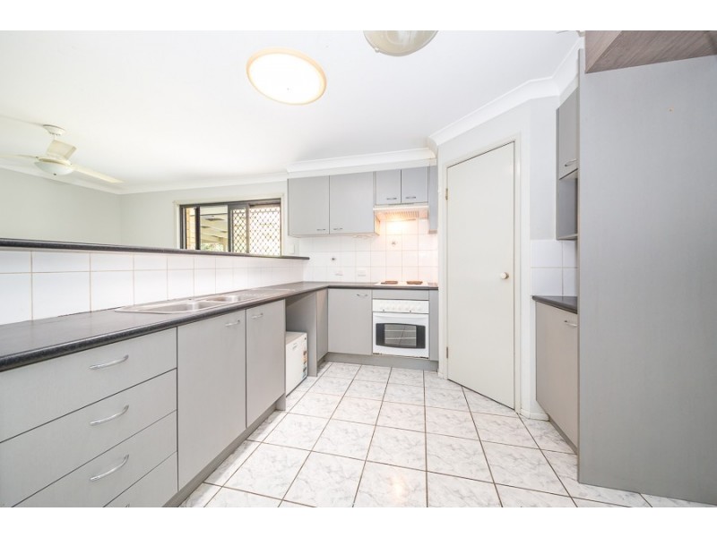 58 Pumicestone Road, Caboolture QLD 4510