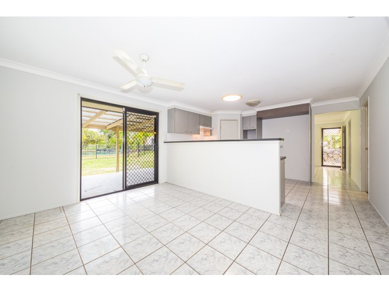 58 Pumicestone Road, Caboolture QLD 4510