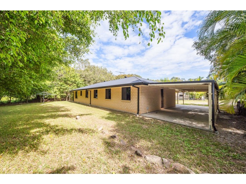 58 Pumicestone Road, Caboolture QLD 4510