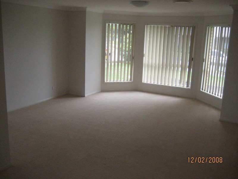 12 Ridgegarden Drive, Morayfield QLD 4506