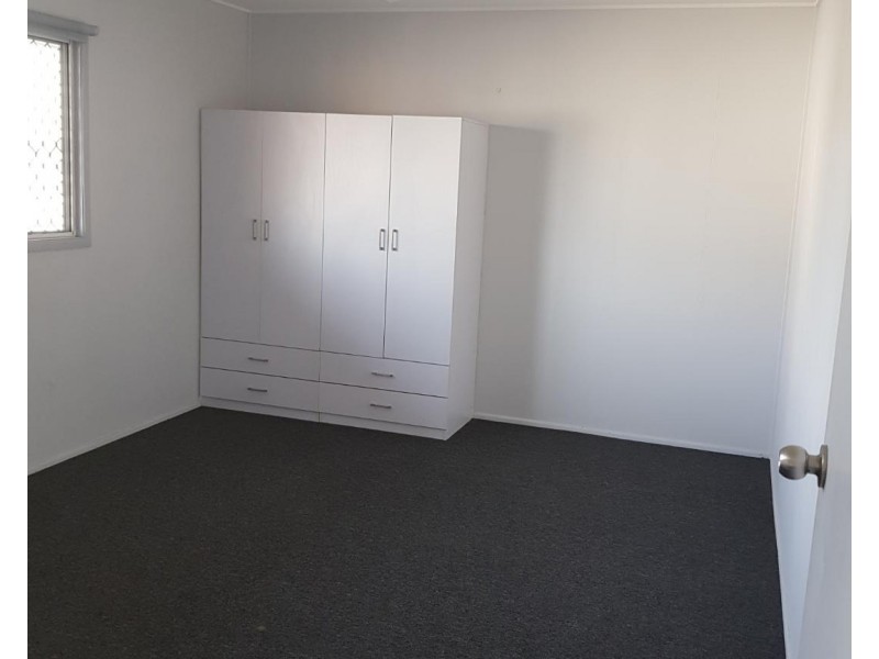 2/8 Ebert Parade, Lawnton QLD 4501