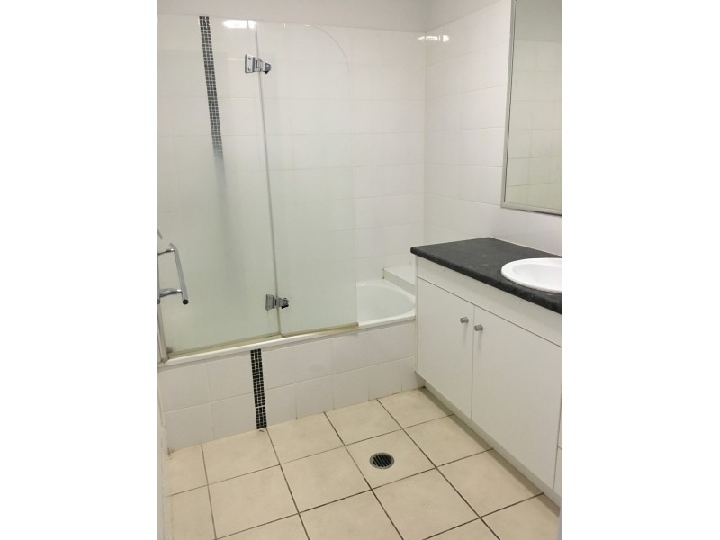 6/11 Walter Street, Caboolture QLD 4510