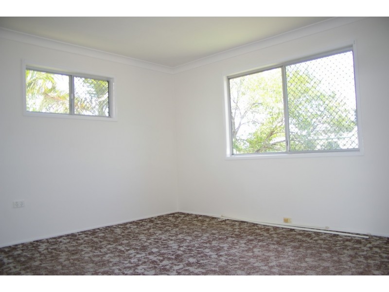 4 Simmons Street, Caboolture QLD 4510