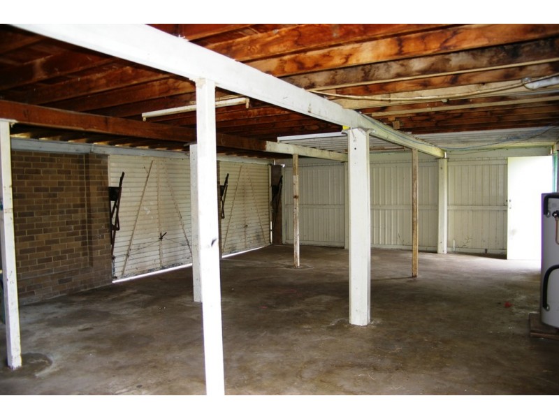 4 Simmons Street, Caboolture QLD 4510