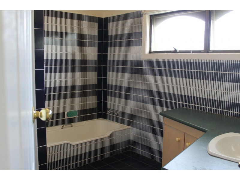 10 Jennifer Court, Caboolture QLD 4510