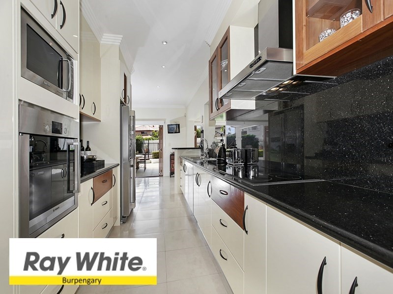 11 Harlow Place, Mcdowall QLD 4053