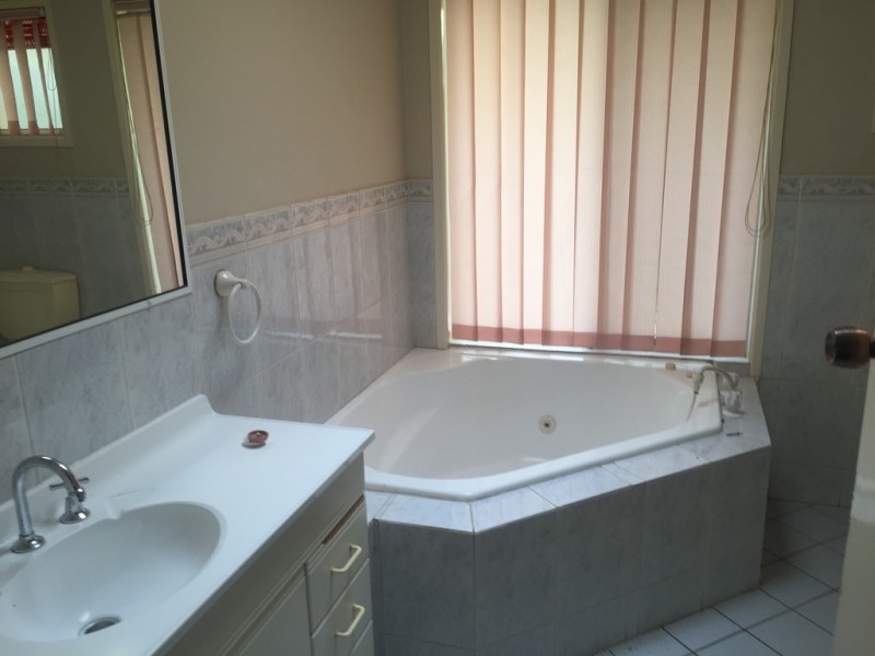 14 Dohles Rocks Road, Kallangur QLD 4503