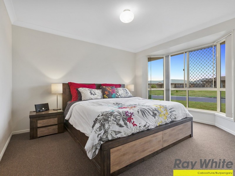 4 Denson St, Morayfield QLD 4506