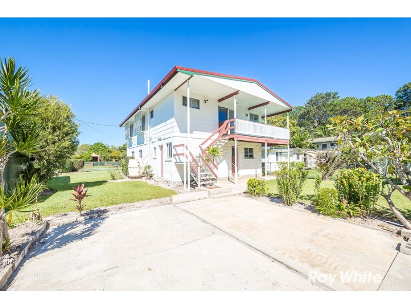 25 Whiting Street, Beachmere QLD 4510