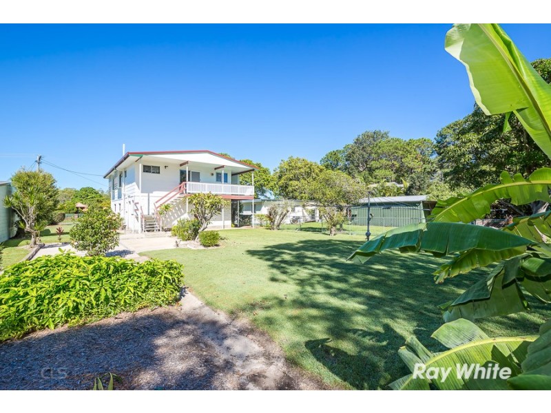 25 Whiting Street, Beachmere QLD 4510