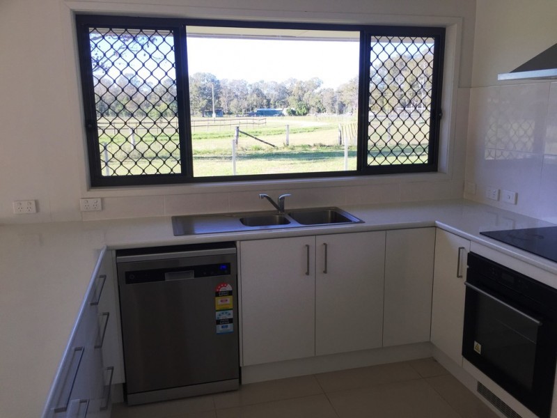 226 Old Bay Road, Deception Bay QLD 4508