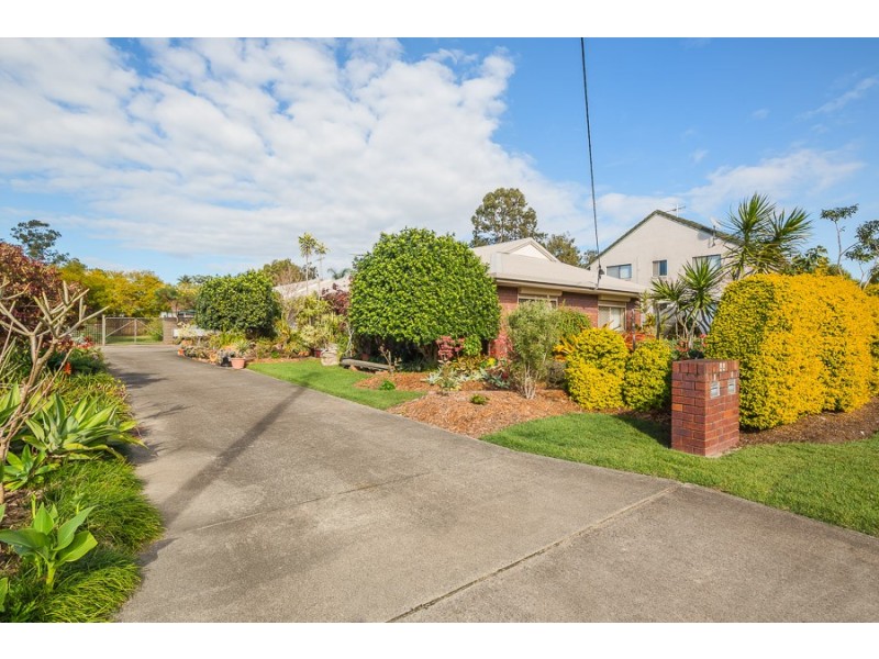 2/44 Bluebell Street, Caboolture QLD 4510