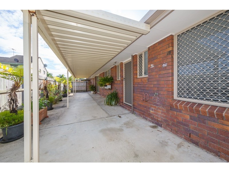 2/44 Bluebell Street, Caboolture QLD 4510