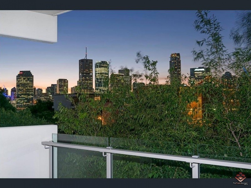 11/75 Barker St, New Farm QLD 4005
