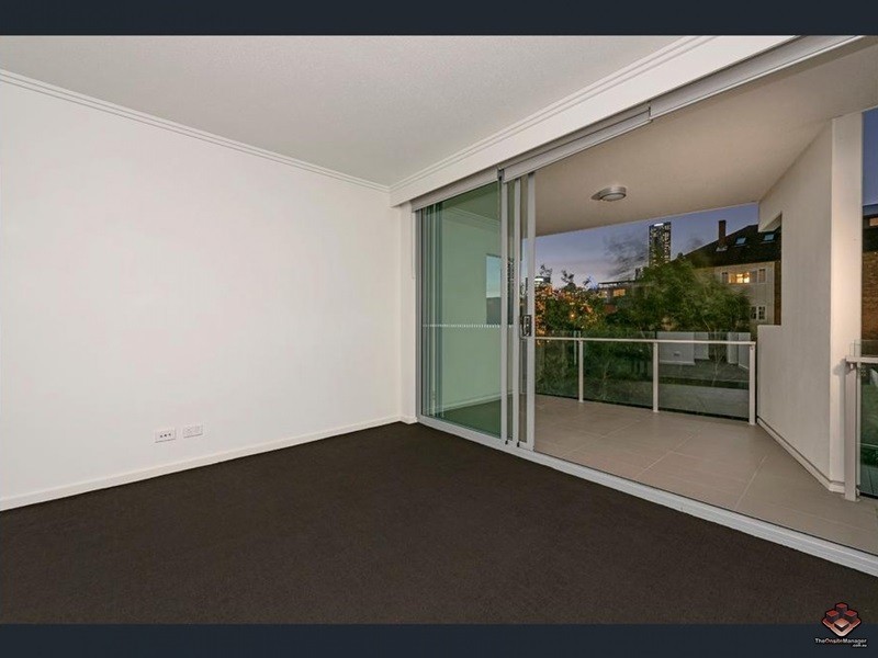 11/75 Barker St, New Farm QLD 4005