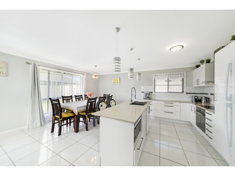 33 Reserve Drive, Caboolture QLD 4510