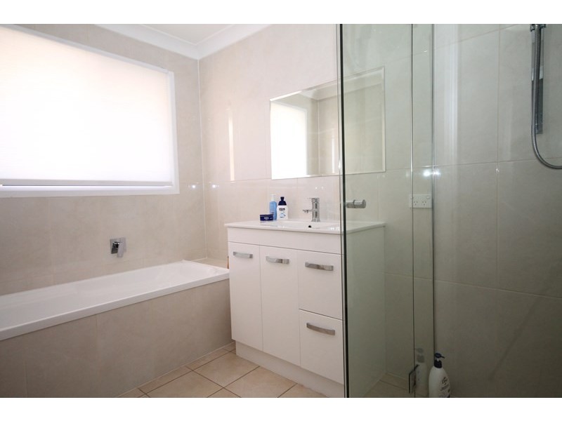 33 Reserve Drive, Caboolture QLD 4510