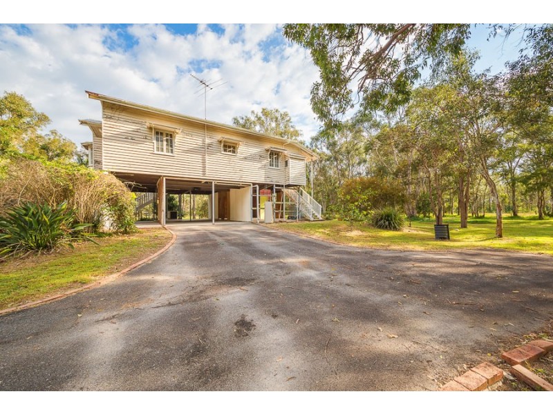 768 Beachmere Road, Beachmere QLD 4510