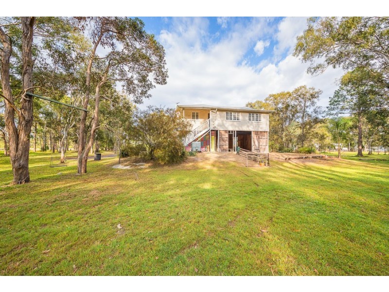 768 Beachmere Road, Beachmere QLD 4510