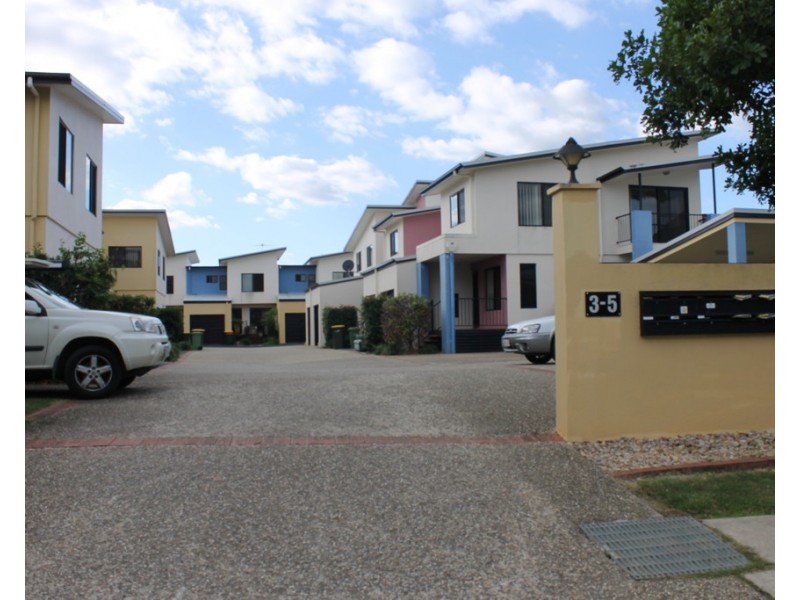 7/3-5 Mary Street, Caboolture QLD 4510
